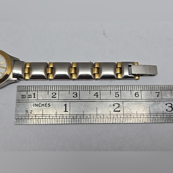 Womens Caravelle Bulova Gold Silver Two Tone Watch 45L03 Petite New Battery - Picture 7 of 9